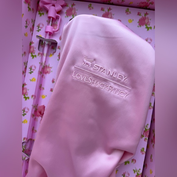 New STANLEY 1913 X LOVESHACKFANCY
TUMBLER 30 OZ Ibiza Sunset - Picture 6 of 10